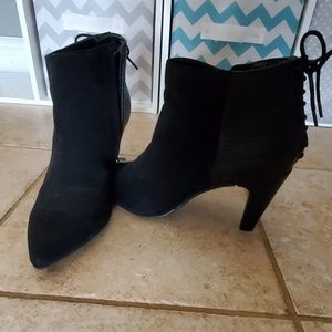 High heel bootie